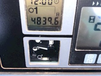 2006 McCormick CX105 Tractor with Trima FEL