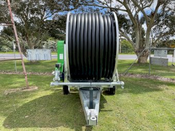 Brand New Bauer Rainstar T42 90-300 Hard Hose Irrigator