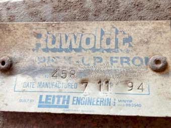 Leith Ruwoldt Pea plucker 25 ft Front on Trailer