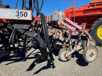 Horwood Bagshaw Air Seeder 36ft 350 Scaribar & 6000 Stream Line Cart
