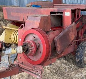 New Holland Hayliner 317 Small Square Baler
