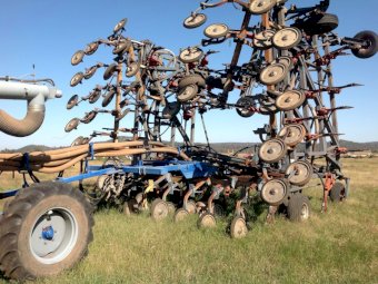 56ft. Flexicoil ST820 bar with Gason 1890 RT3 Aircart