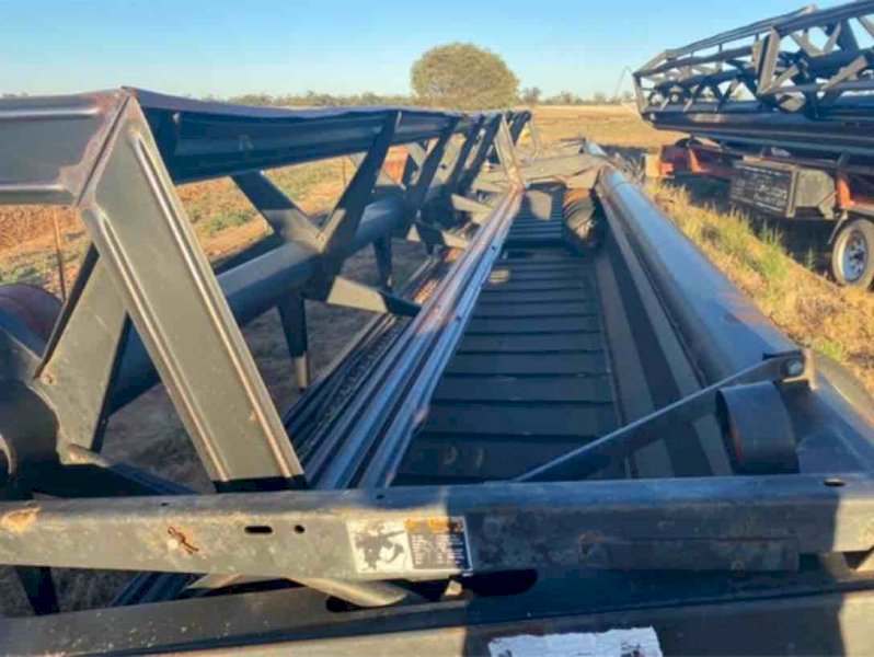 Macdon 1040 36' Front