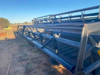 Macdon 1040 36' Front