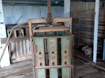 Sunbeam Levermatic Wool Press