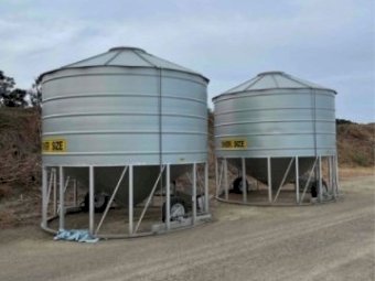 Under Auction - (A162)  Ahrens 33MT Gravity Field Bin 