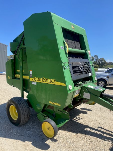 John Deere 467 Silage Special Round Baler