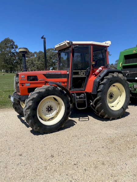 Same Explorer-II 4x4 Tractor