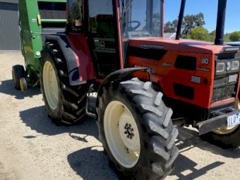 Same Explorer-II 4x4 Tractor