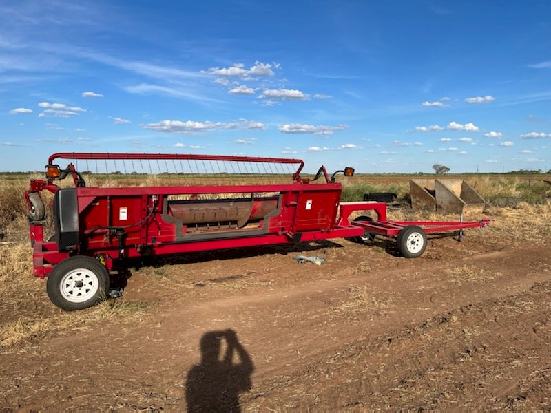 Case 1015 Pick Up Front