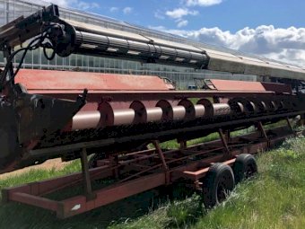 1988 Case 2388 Header With 2 x Fronts/Trailers