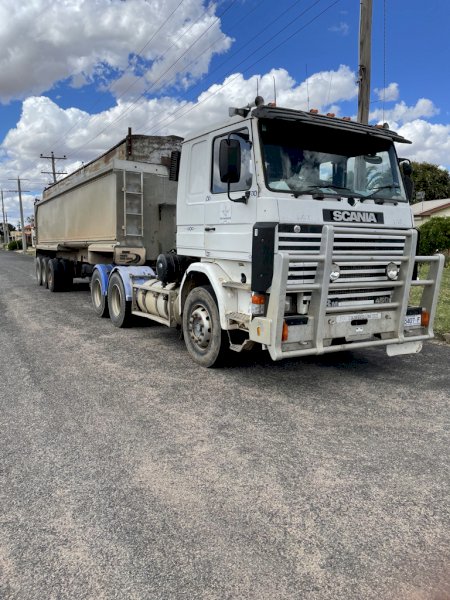 1994 SCANIA 143M  Prime Mover
