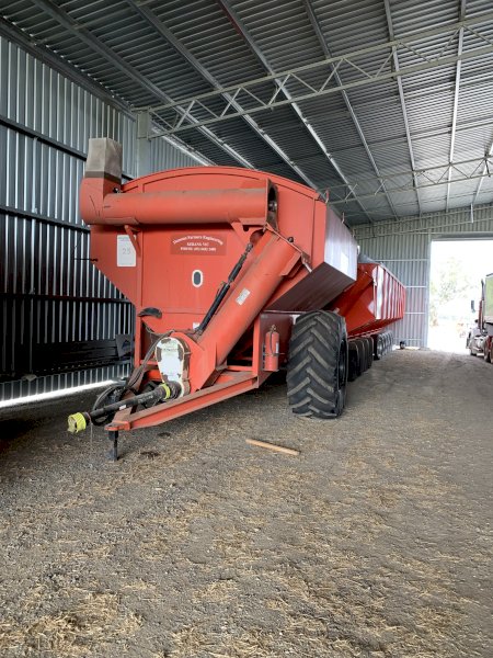 2006 Dunstan 18 tonne Chaser Bin