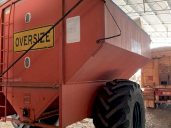 2006 Dunstan 18 tonne Chaser Bin
