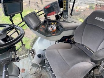 2016 Claas Axion 830 Tractor