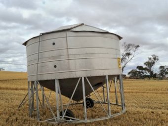Jaeschke 29t Field Bin