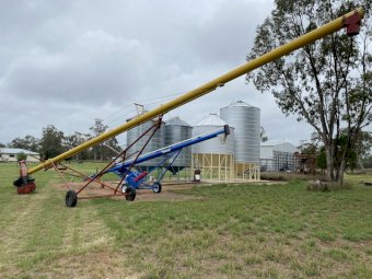 Westfield 10 x 60 ft auger