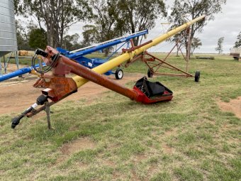 Westfield 10 x 60 ft auger