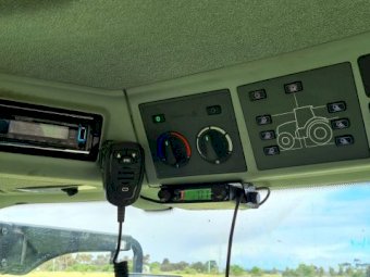 2016 Claas Axion 830 Tractor