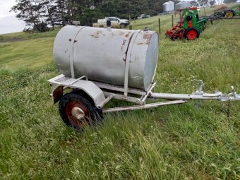 Under Auction - (A163)  800L Fuel trailer 