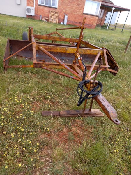 Under Auction - (A163)  Notch 3 Mtr Blade 