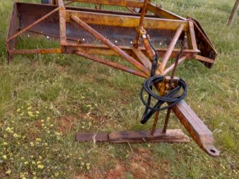 Under Auction - (A163)  Notch 3 Mtr Blade 