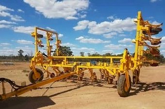 1997 Multi Farming Systems Multiplanter