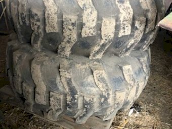New Holland Windrower  21L-28 Tyres & Rims