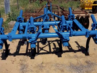 7 Tyne Chisel Plough