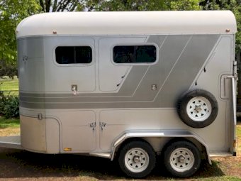 2012 Cavalier Eventer Two Horse Angle Load Float