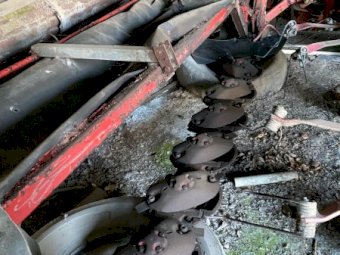 Becker Aeromat Corn Drill Coulter