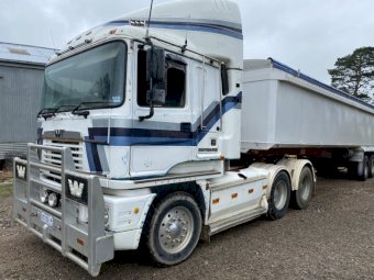 1999 Western Star 7564 F Prime Mover