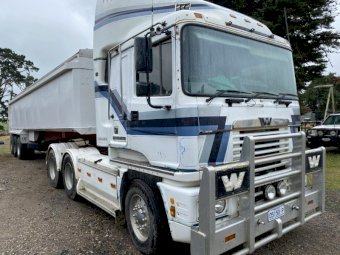 1999 Western Star 7564 F Prime Mover