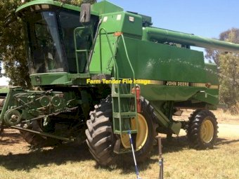 John Deere 9600 Header with 26' Open Front