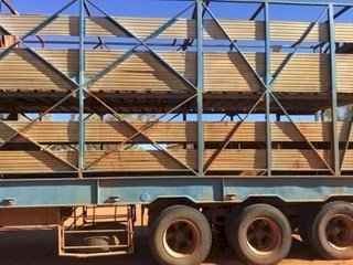 1976 Tri Axle Cattle Stock Crate with Dolly