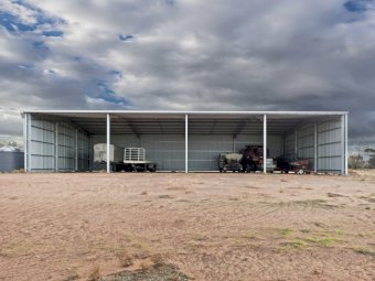 **Available Now for Delivery* Entegra 1000 Series (1000 8x4x3 Bale Shed)