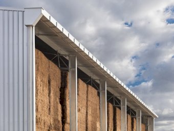 Entegra 1700 Series (1700 8x5x3 Bale Shed)