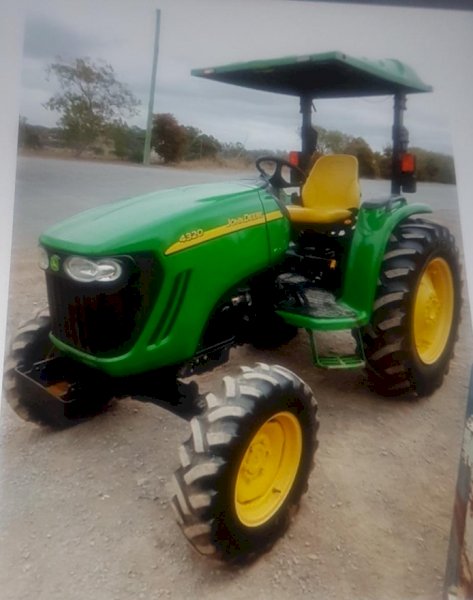 John Deere 4320 Tractor