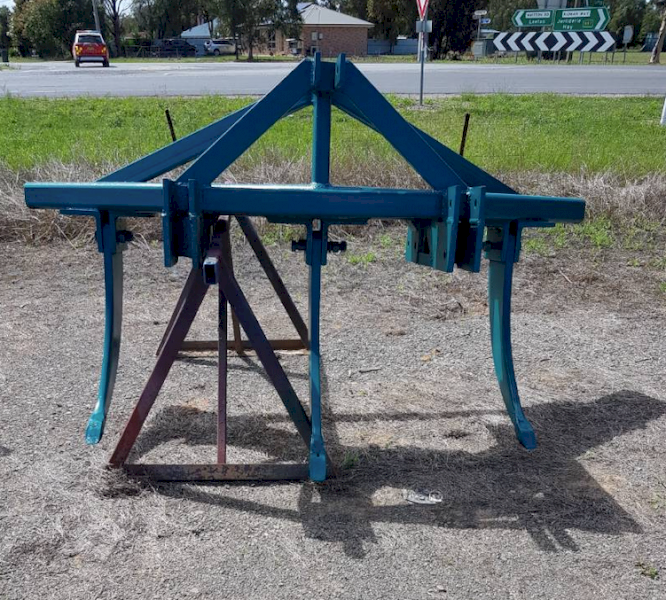 Heavy Duty 3 tyne Deep Ripper