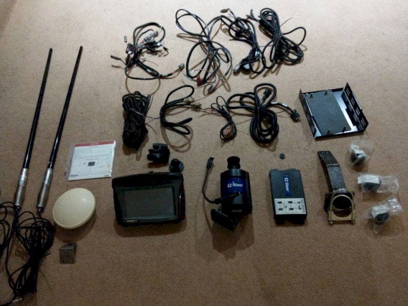 Trimble FM 750 + EZ Steer