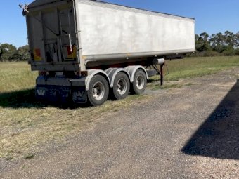 Barry Stoodley 9.5m x 1.8m Chassis Tipper