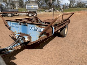 Pearces Offsider Hay Feeder