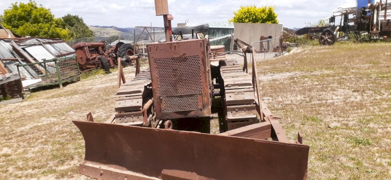 International TD5  Crawler (NO GST on this lot)