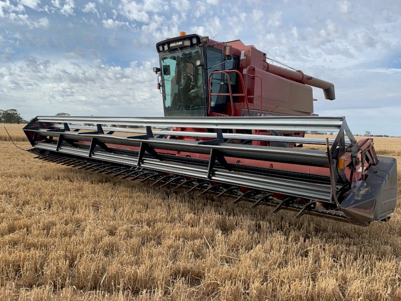 1995 Case IH 1688 Header with 30ft 1010 Front