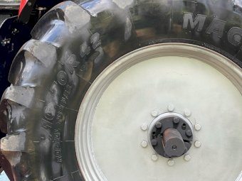 2011 Case Magnum 290 Tractor