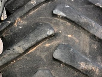 Firestone 30.5-32 Tyre & Rim x 1