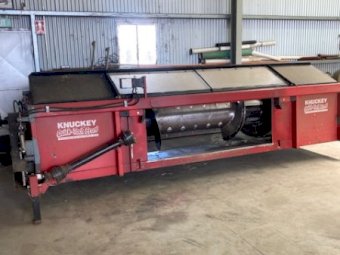 2013 14' Knuckey “Quick-Tach” Front