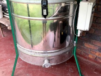 Stainless steel SAF Natura Honey Extractor