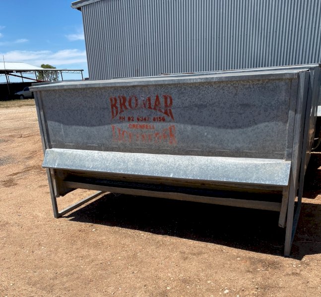 7 Bromar Sheep Feeders