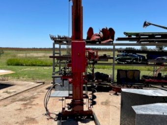 1997 Farmforce Post Driver